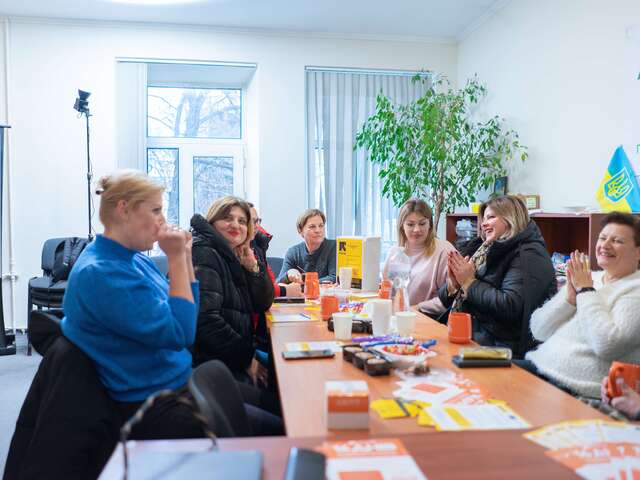 As the war continues in Ukraine, funding from the EU has allowed Anna to participate and get inspired by the IRC’s women’s protection and empowerment programming.