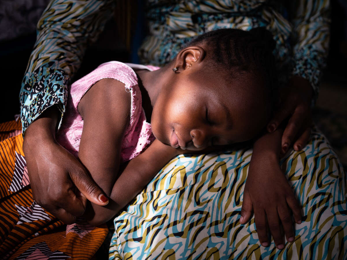 Antalet unga mammor i Uganda har ökat kraftigt under pandemin.