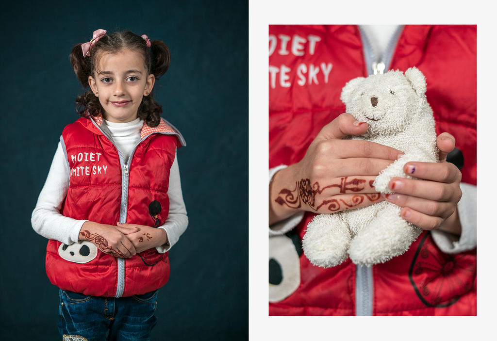 Teddy Bears Dreams And School Syrian Girls Share A Few